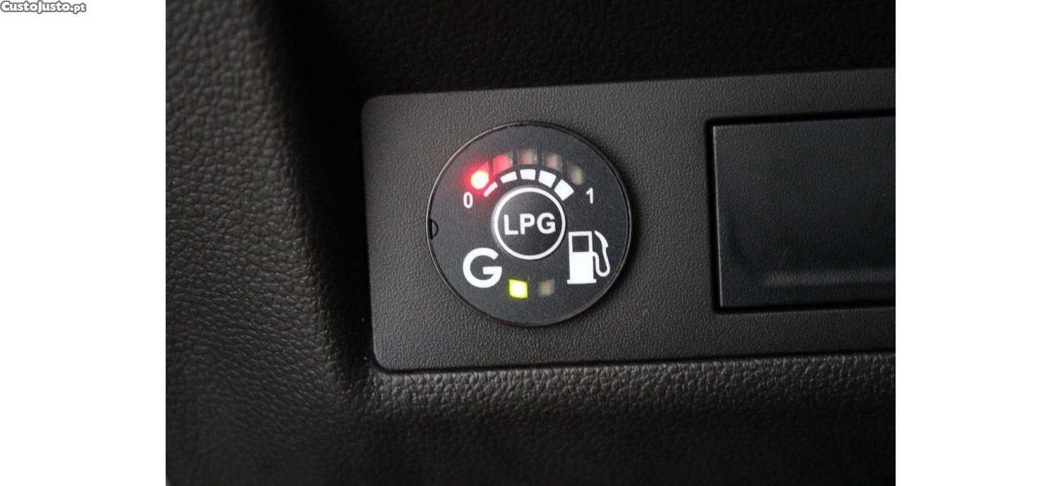 Renault Captur 1.0 TCe Techno Bi-Fuel — fotografia 7