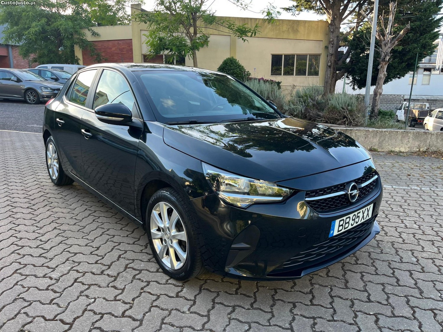 Opel Corsa 1.2 Edition — fotografia 14