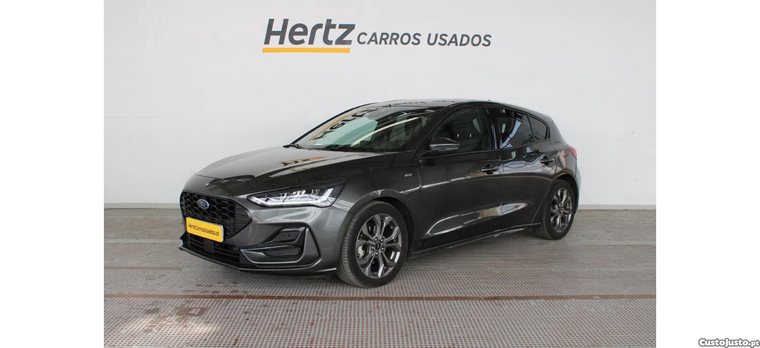 Ford Focus St Line — fotografia 23