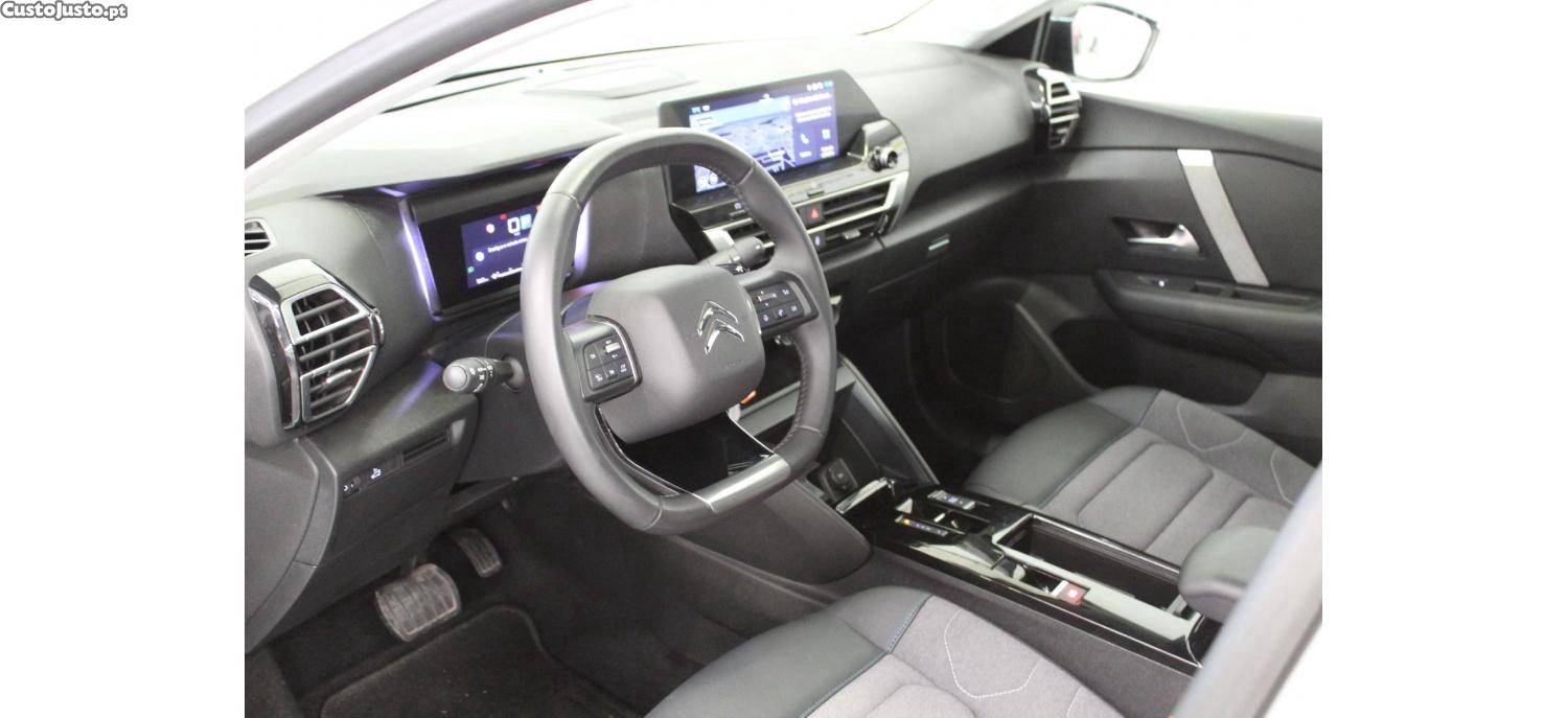 Citroën C4 PureTech Plus 1.2 130cv EAT8 — fotografia 16