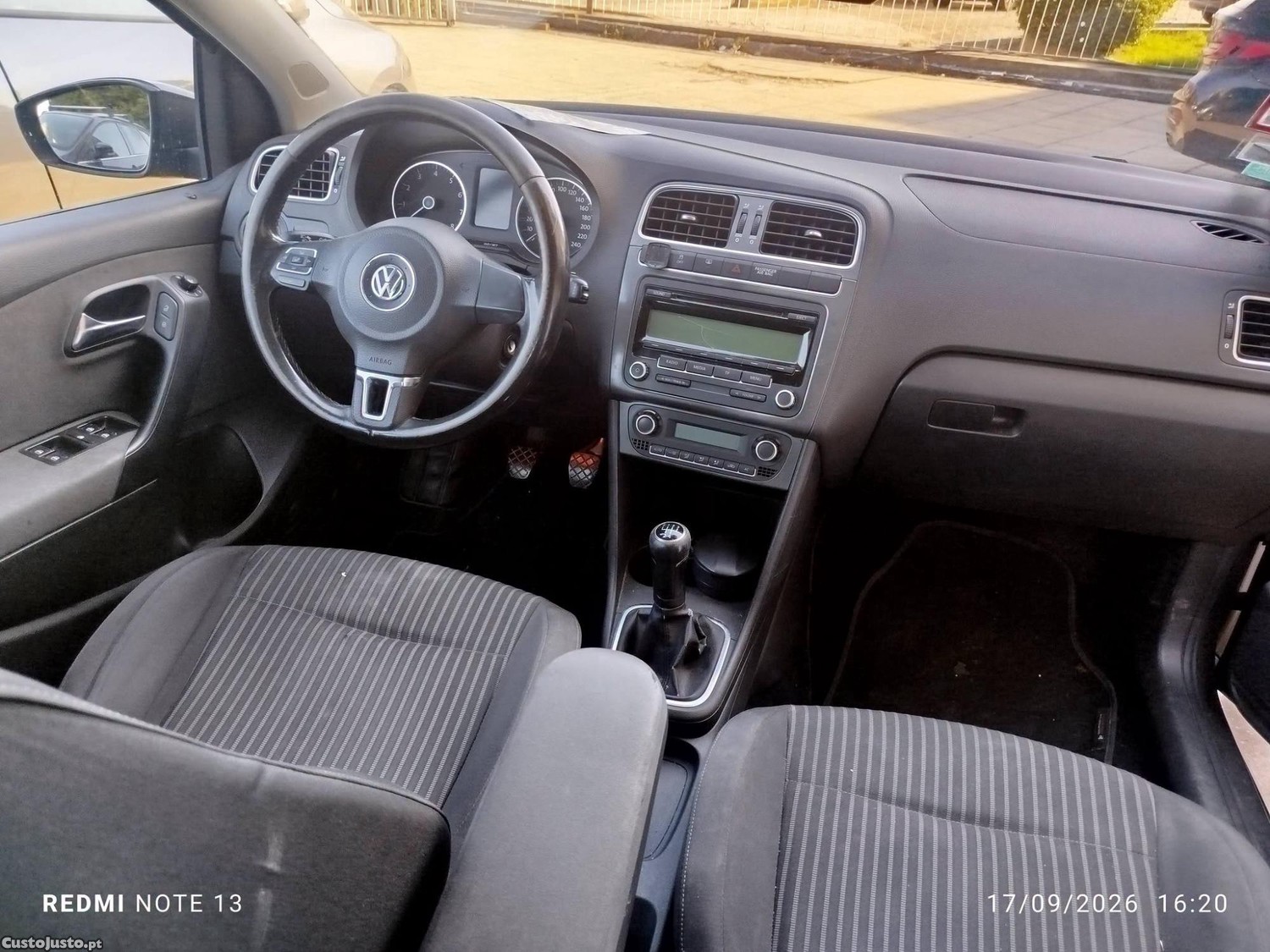 Volkswagen Polo 1.2i NacionalC / Gpl — fotografia 3