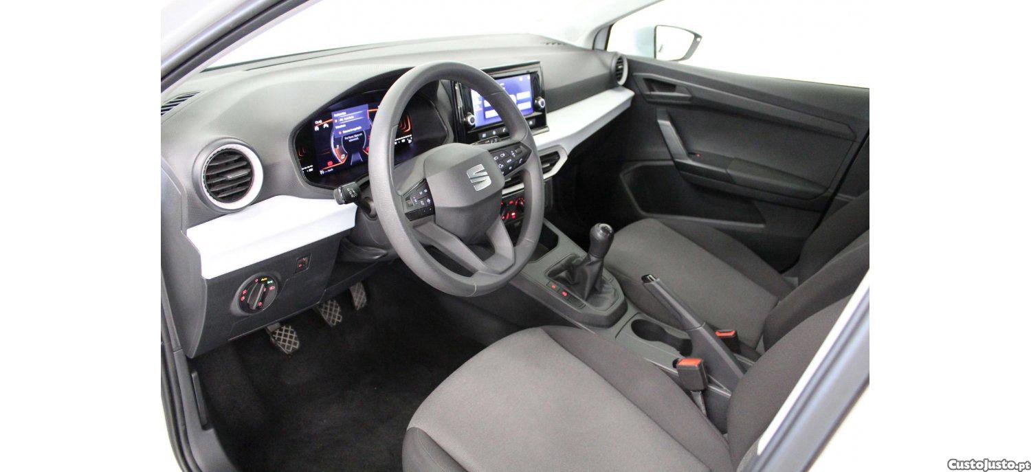SEAT Ibiza 1.0 TSI Reference 95cv — fotografia 12