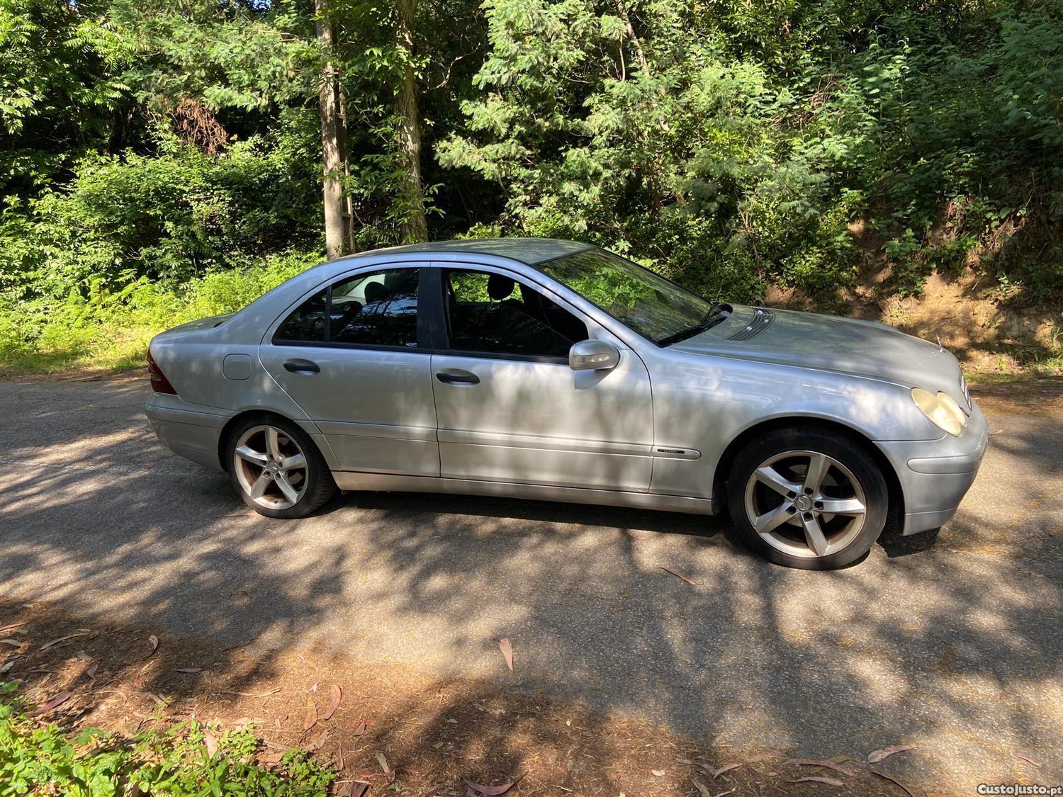 Mercedes-Benz C 220 CDI CaixaAutomática — fotografia 9