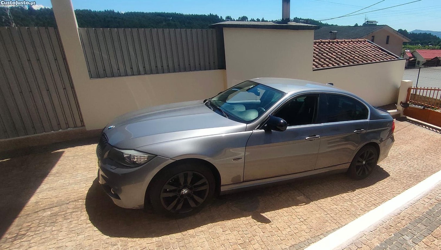 BMW 320 E90 Lci — fotografia 7