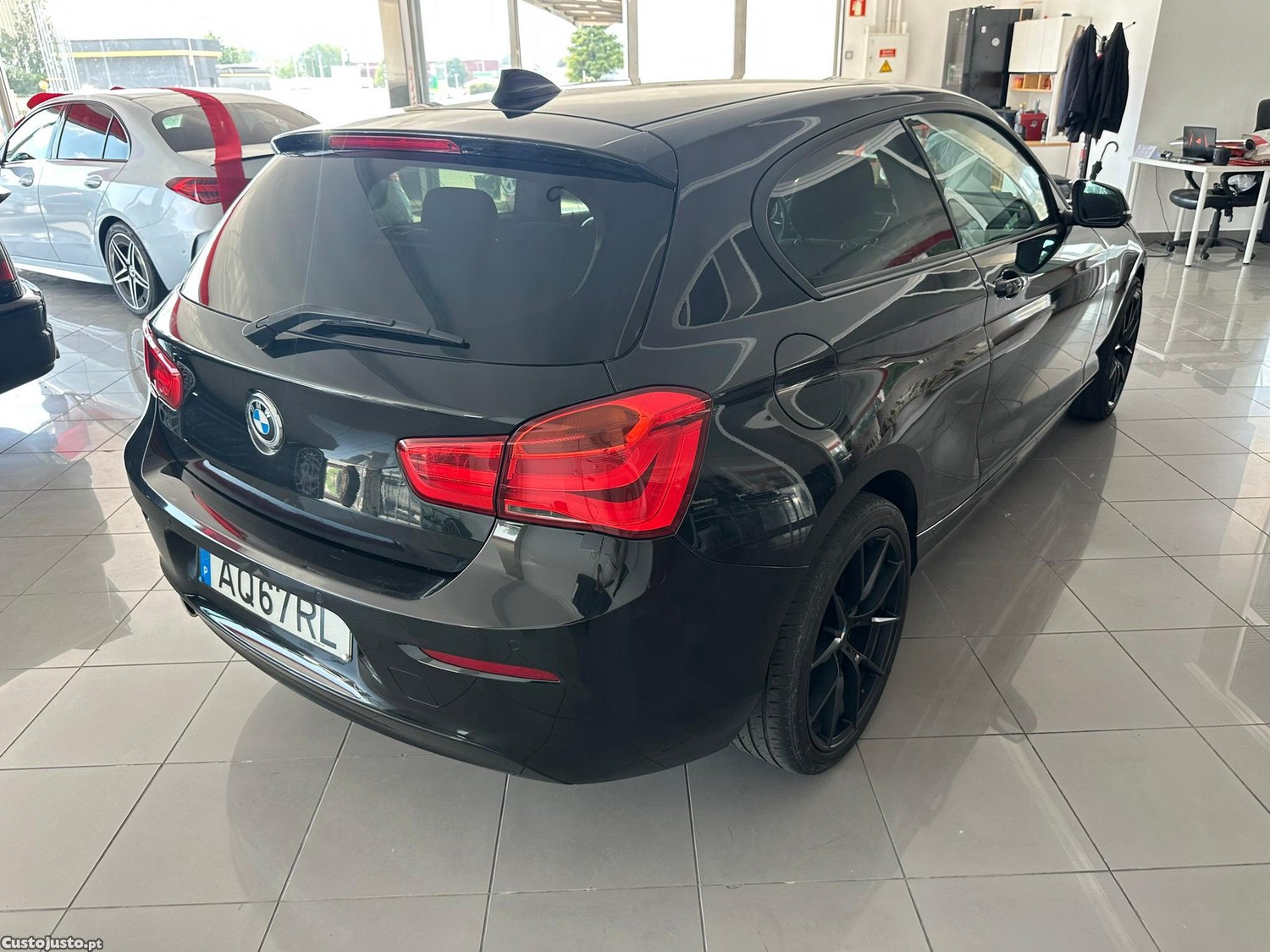 BMW 116 d EfficientDynamics Line Urban — fotografia 13