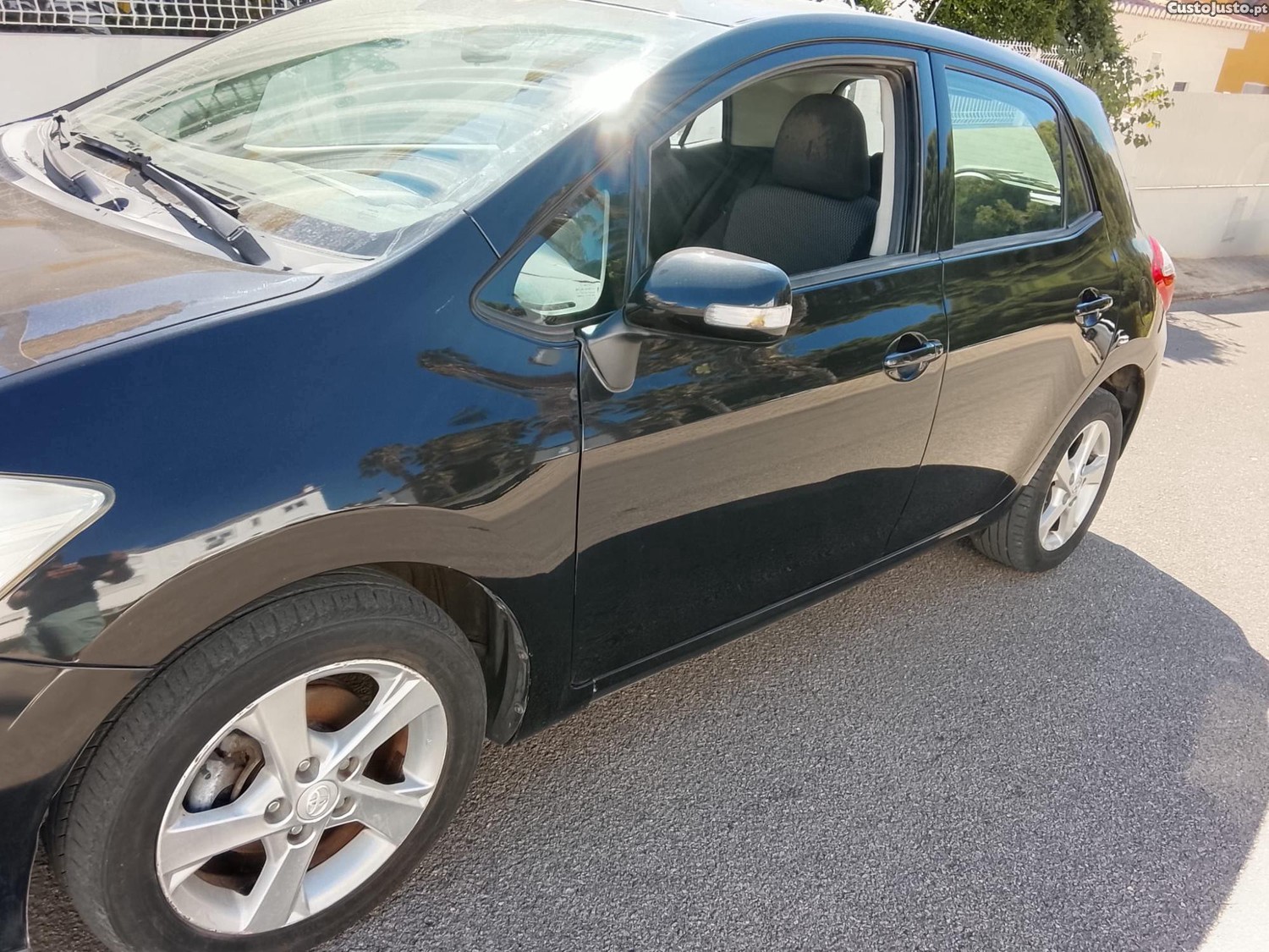 Toyota Auris 1.4 Gasolina-Literalmente Impecável IPO 10/2027 — fotografia 8