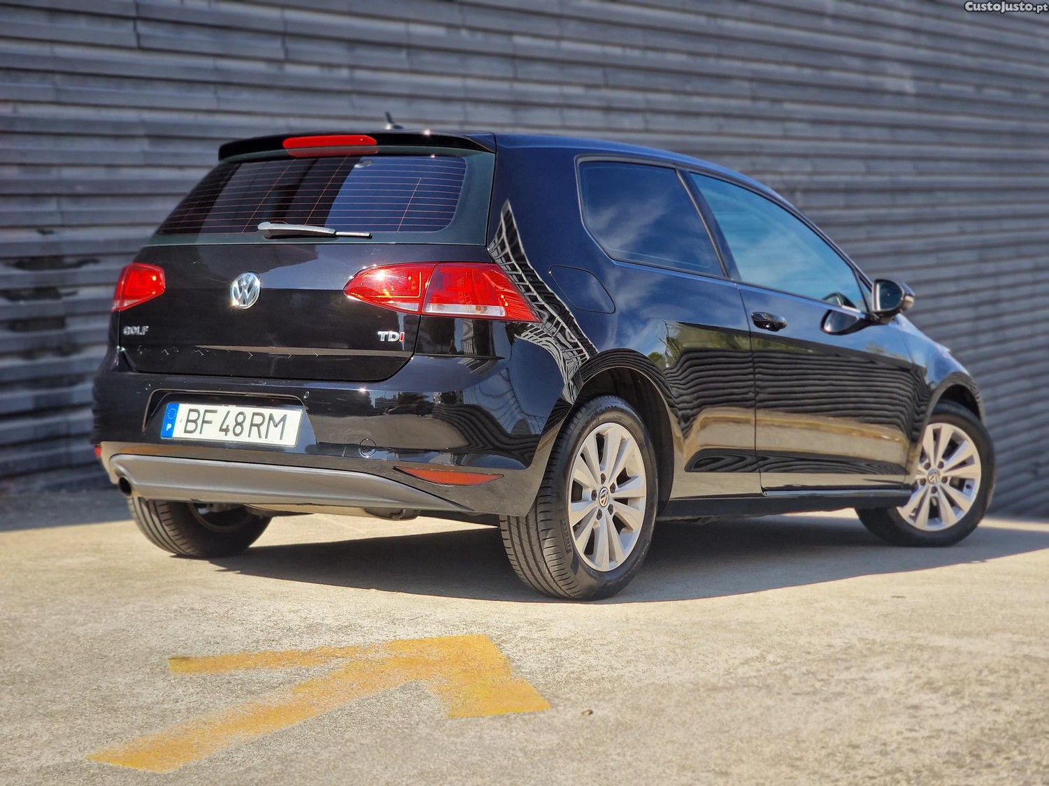 Volkswagen Golf 1.6 Tdi DSG — fotografia 12