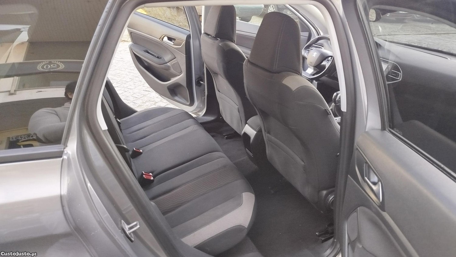 Peugeot 308 SW 1.2 PureTech Style — fotografia 7