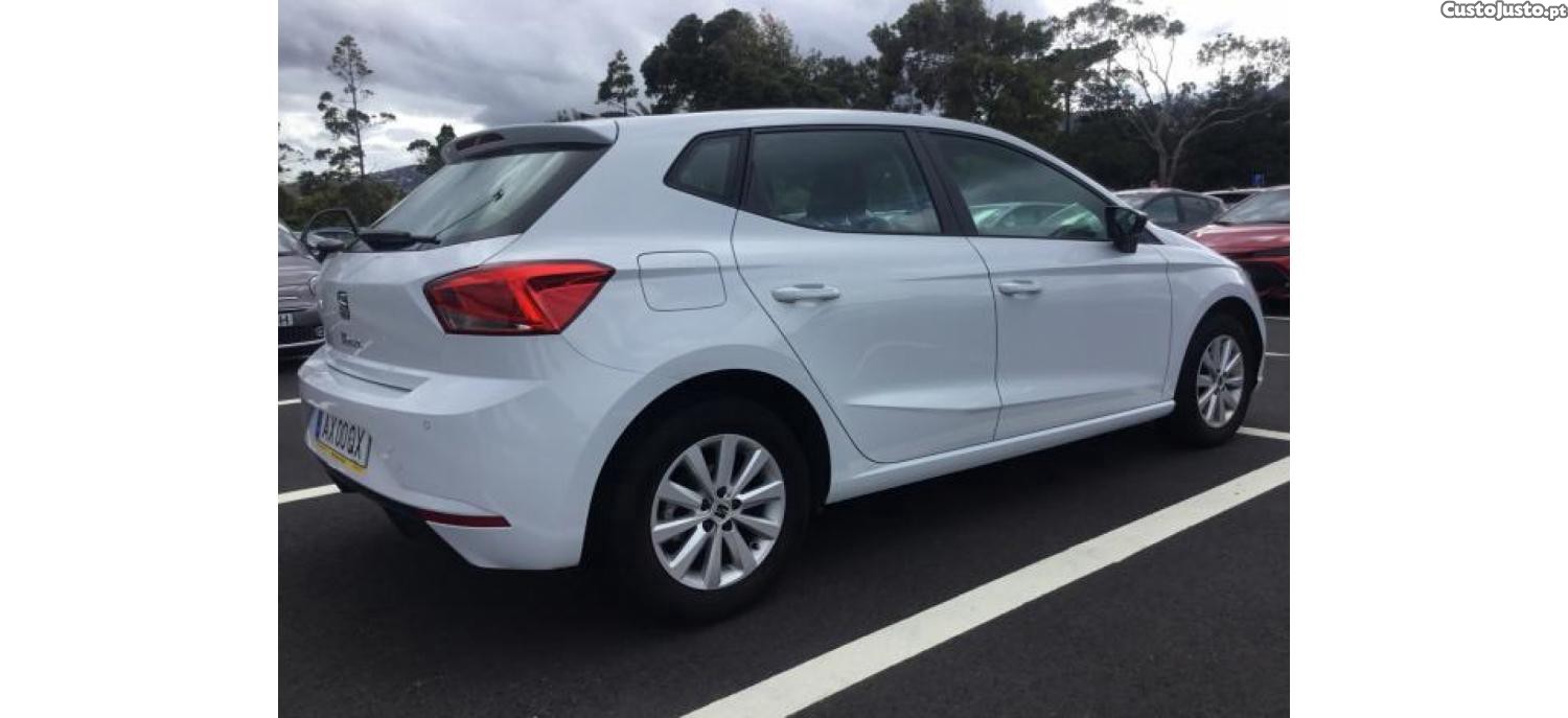 SEAT Ibiza 1.0 TSI Style 110cv DSG — fotografia 11