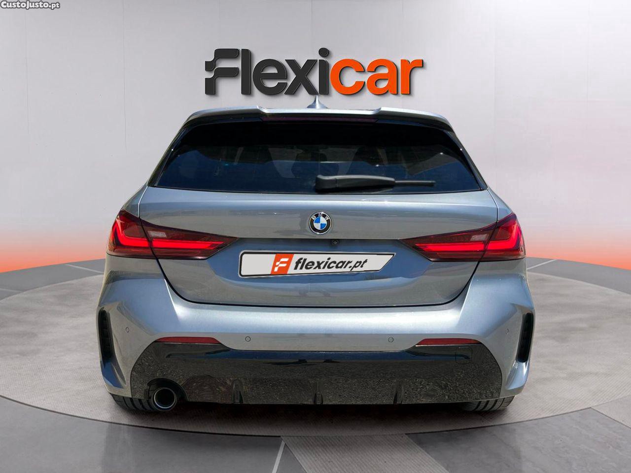 BMW 118 i Pack Desportivo M Auto — fotografia 16