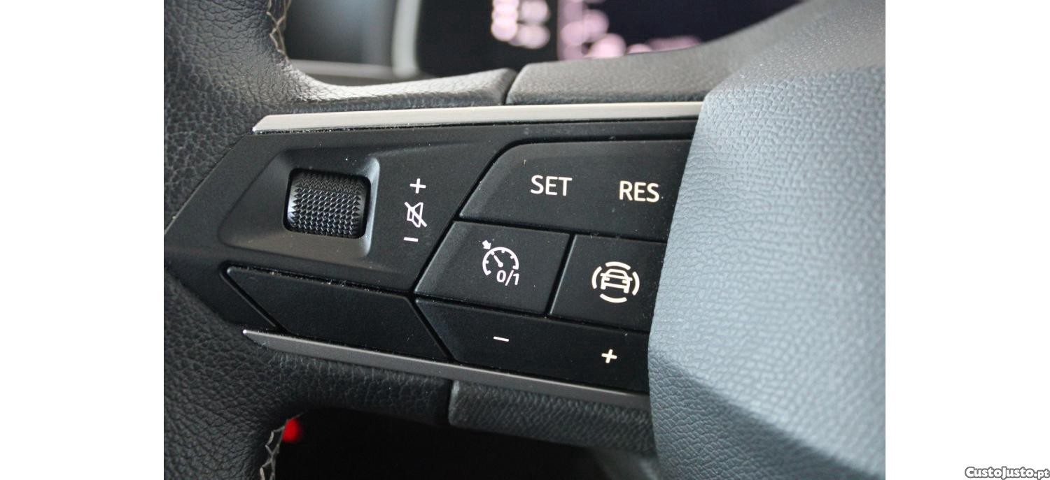 SEAT Arona 1.0 TSI Style 95cv — fotografia 6