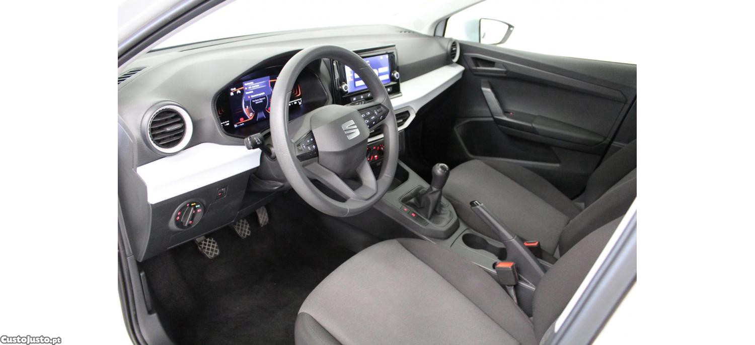SEAT Ibiza 1.0 TSI Reference 95cv — fotografia 13