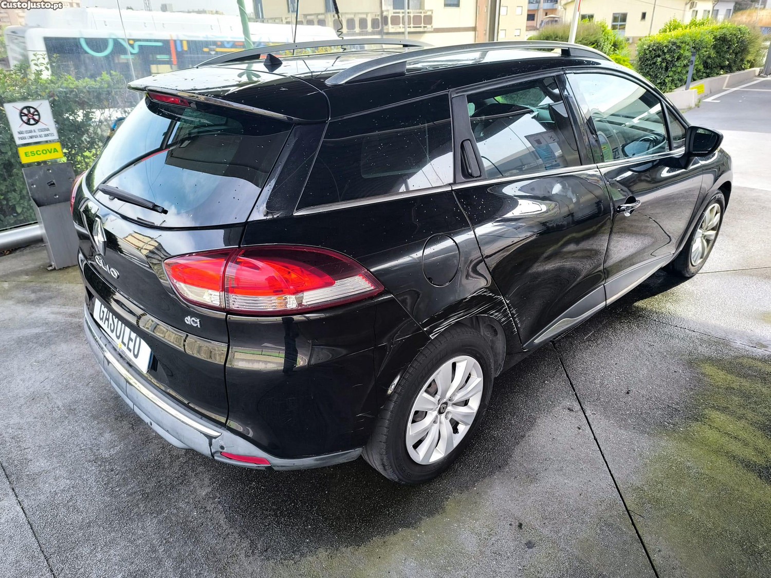 Renault Clio 1.5 DCI - 14 — photo 2
