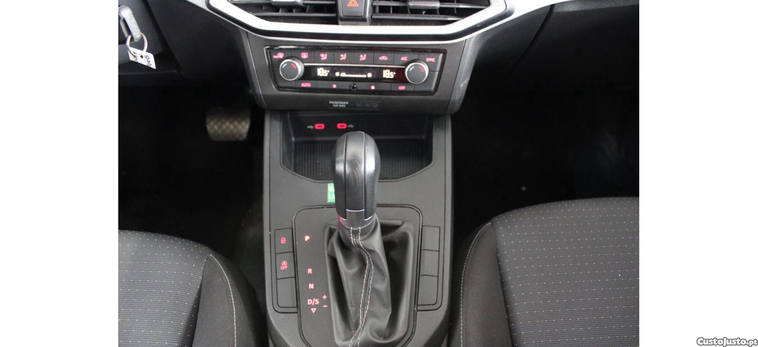 SEAT Ibiza 1.0 TSI Style 110cv DSG — fotografia 4