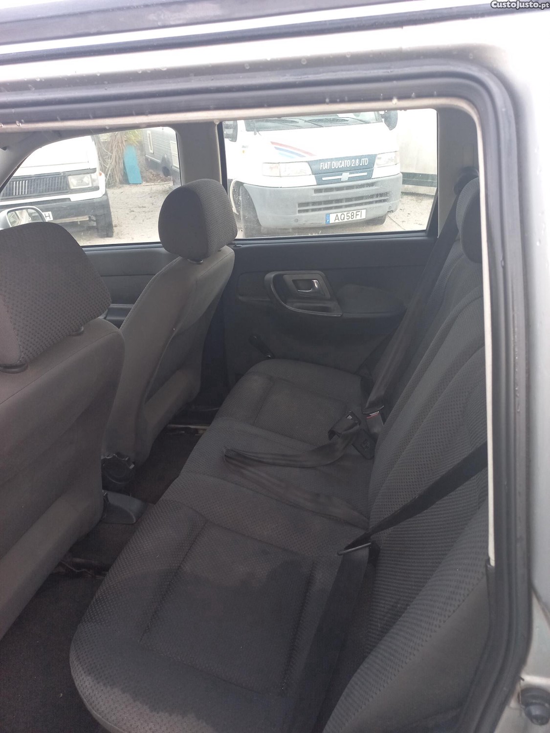 VW Polo (6Kv) — photo 3