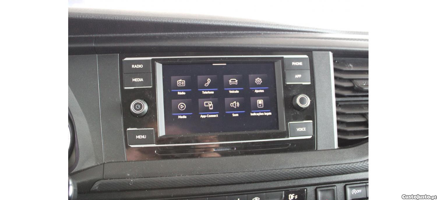 Volkswagen Caravelle Comfortline 2.0 TDI 150cv — fotografia 12