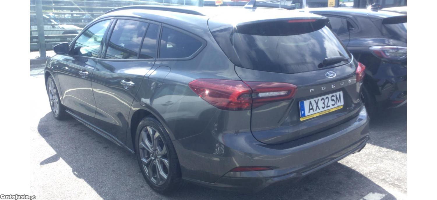 Ford Focus SW 1.0 EcoBoost MHEV ST-Line Aut. — fotografia 20