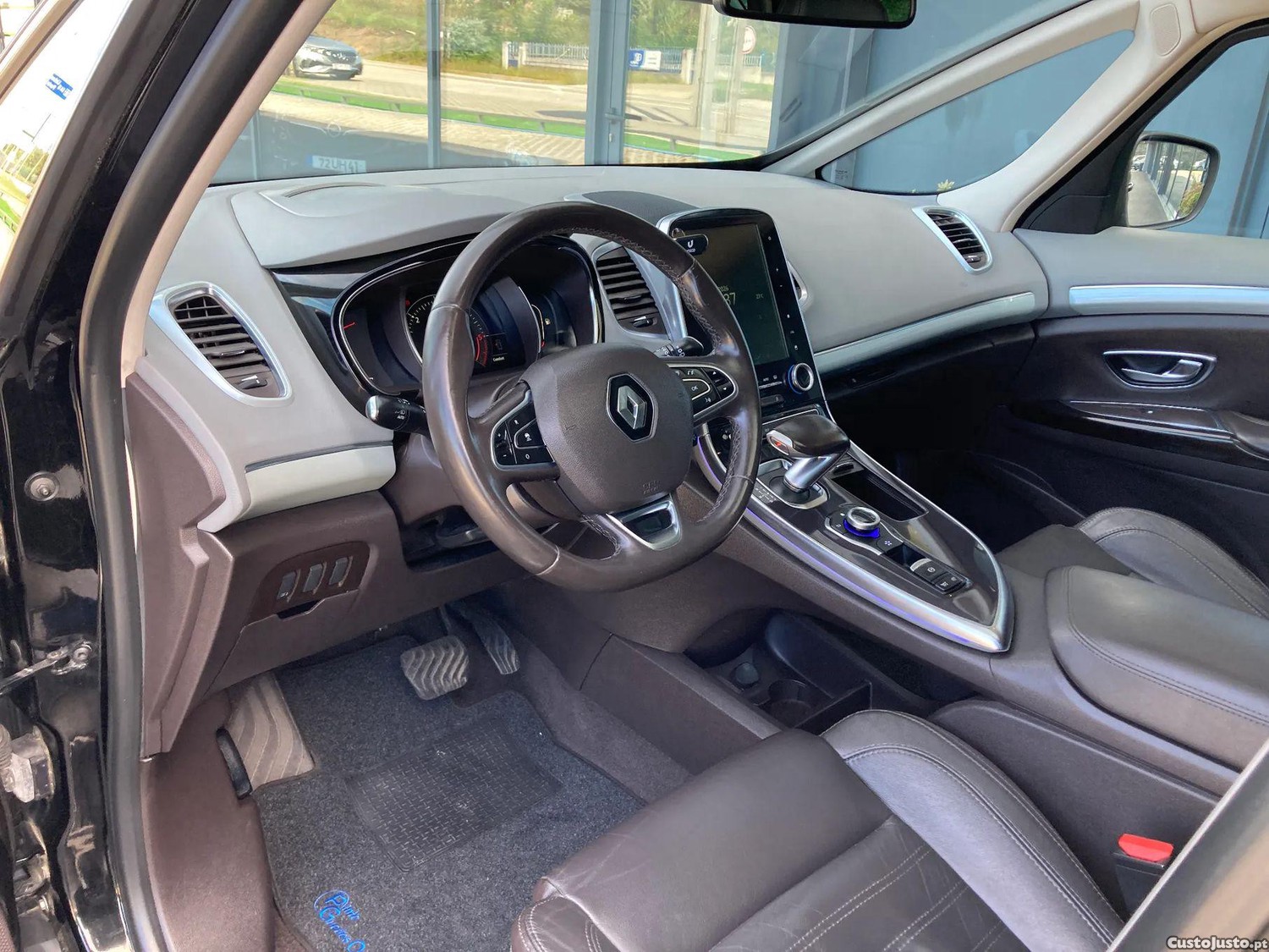Renault Espace Energy dCi 160 EDC L — fotografia 17