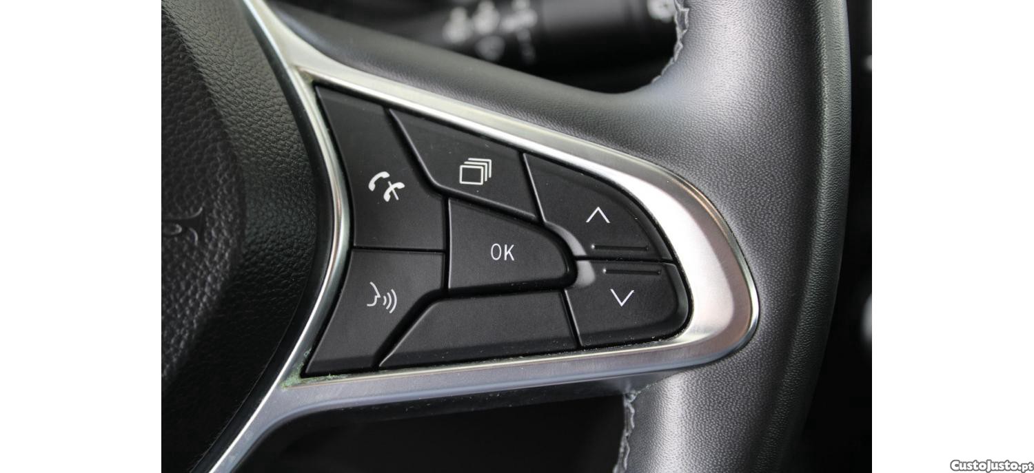 Renault Captur 1.0 TCe Techno Bi-Fuel — fotografia 17