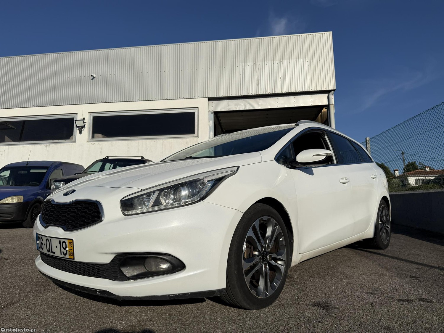 Kia Ceed 1.6CRDi 128CV — fotografia 3