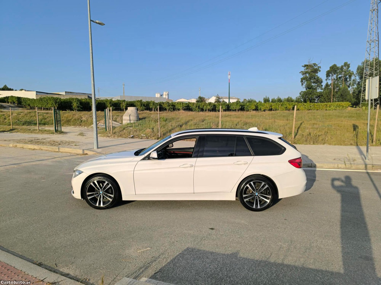 BMW 318 Touring — fotografia 4