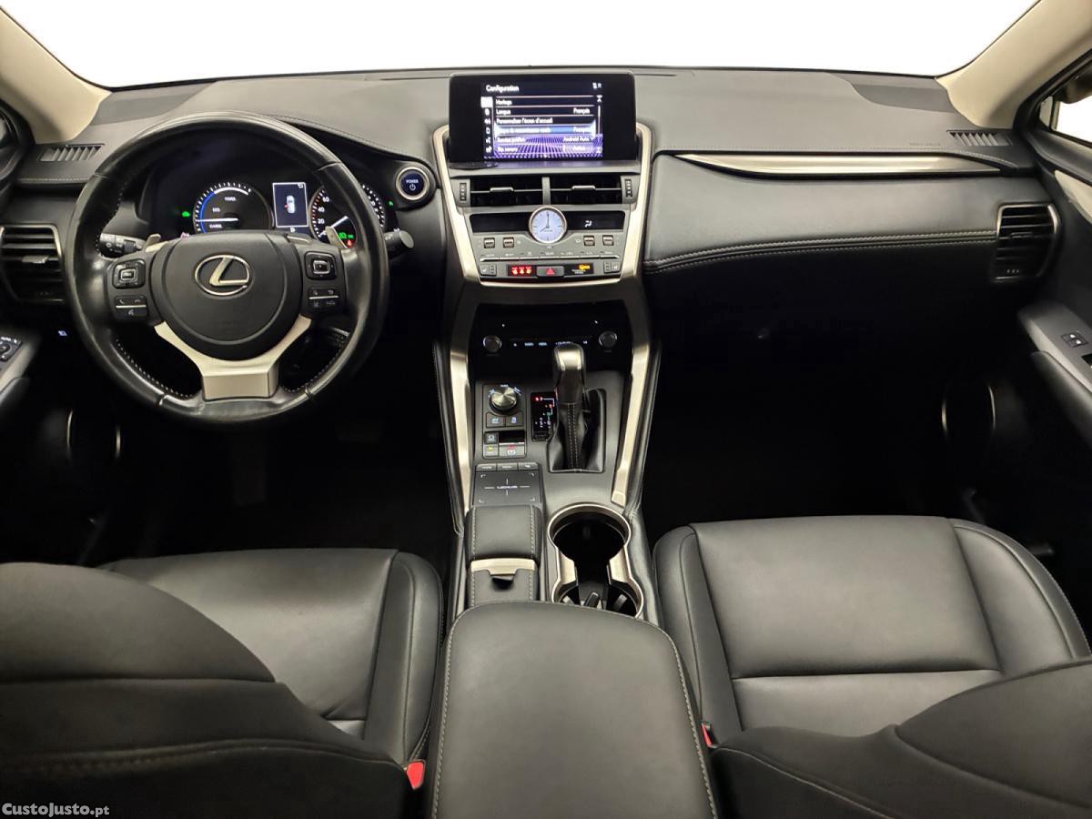 Lexus NX 300h Business Pack 2WD - 21 — photo 4