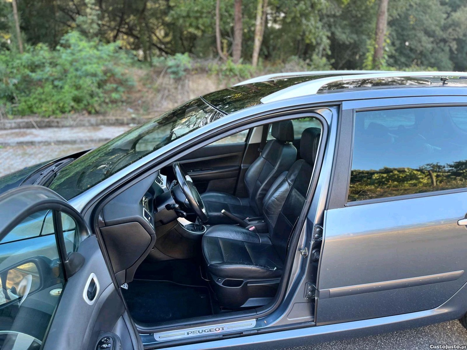 Peugeot 307 SW Revisão completa com Carplay e em Pele - 05 foto 2