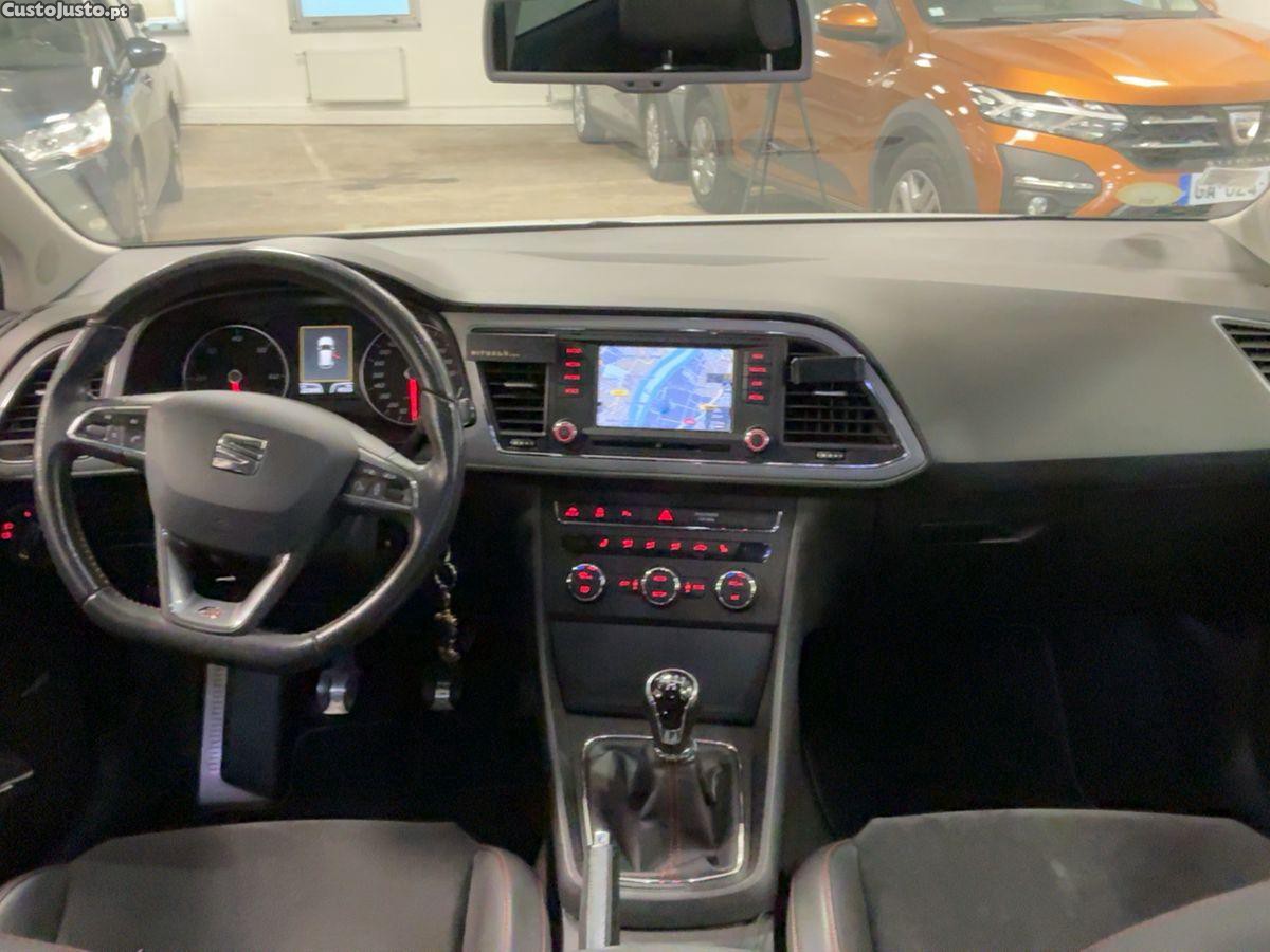 SEAT Leon 2.0 fr 185cv — fotografia 2