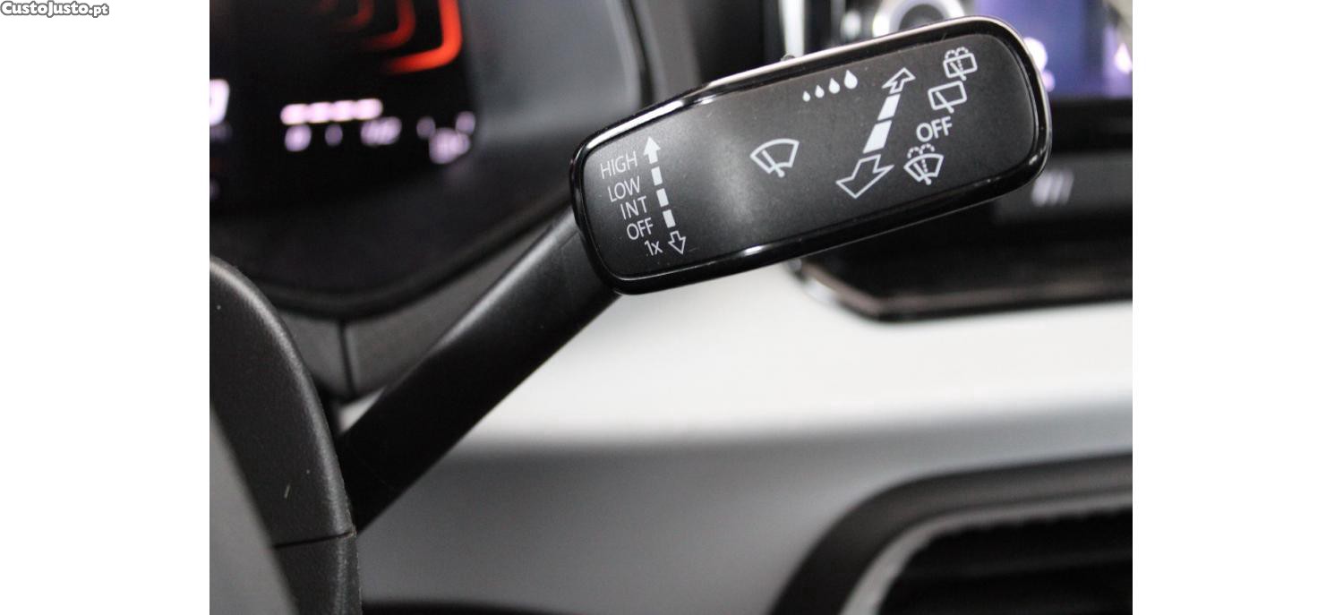 SEAT Arona 1.0 TSI Style 95cv — fotografia 5