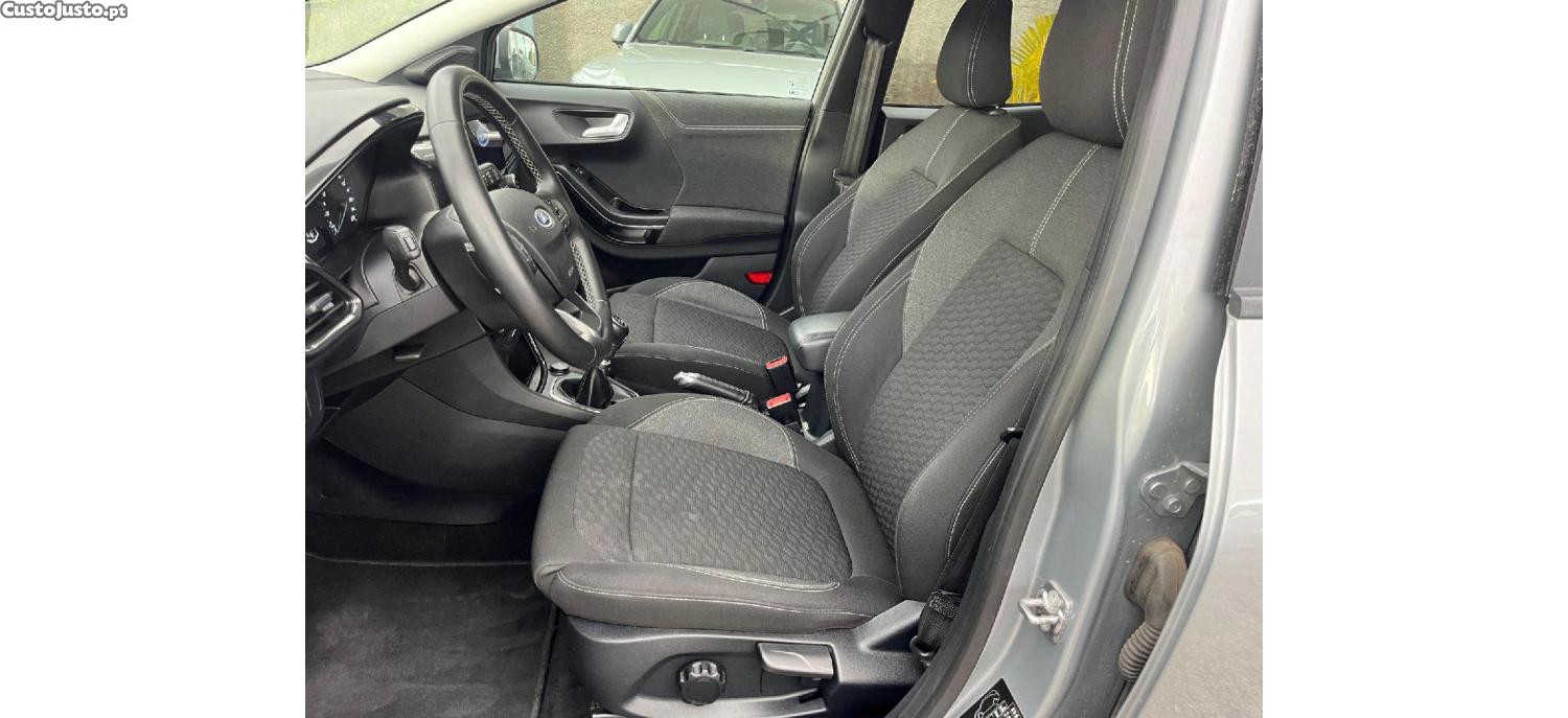 Ford Puma 1.0 EcoBoost MHEV Titanium Aut. — fotografia 13