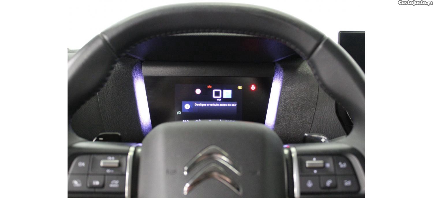 Citroën C4 PureTech Plus 1.2 130cv EAT8 — fotografia 14