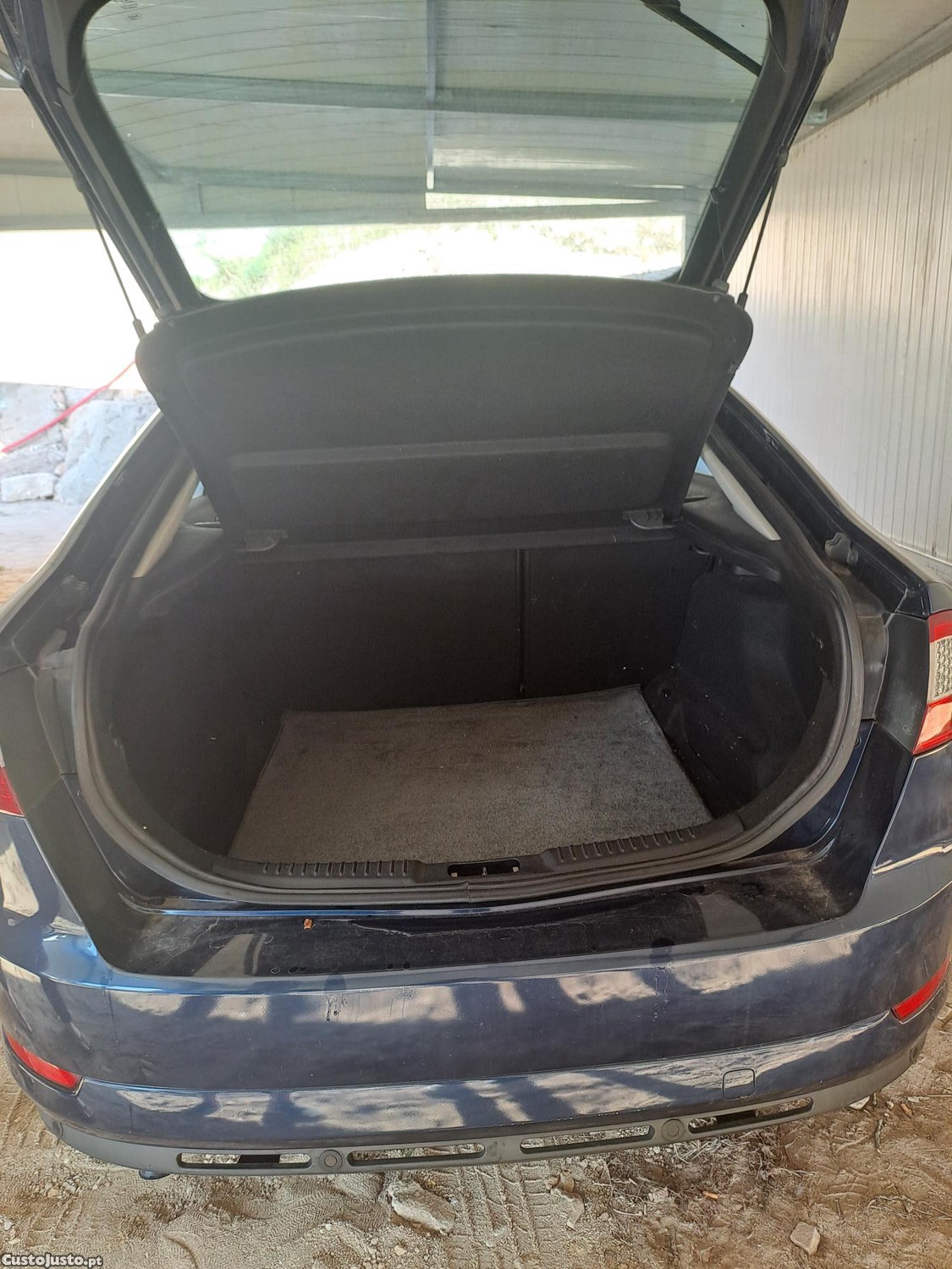 Ford Mondeo 1.8 TDCI GHIA — photo 2