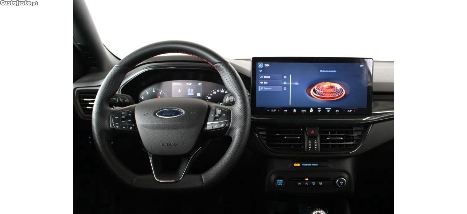 Ford Focus 1.0 EcoBoost 125cv MHEV ST-Line — fotografia 22