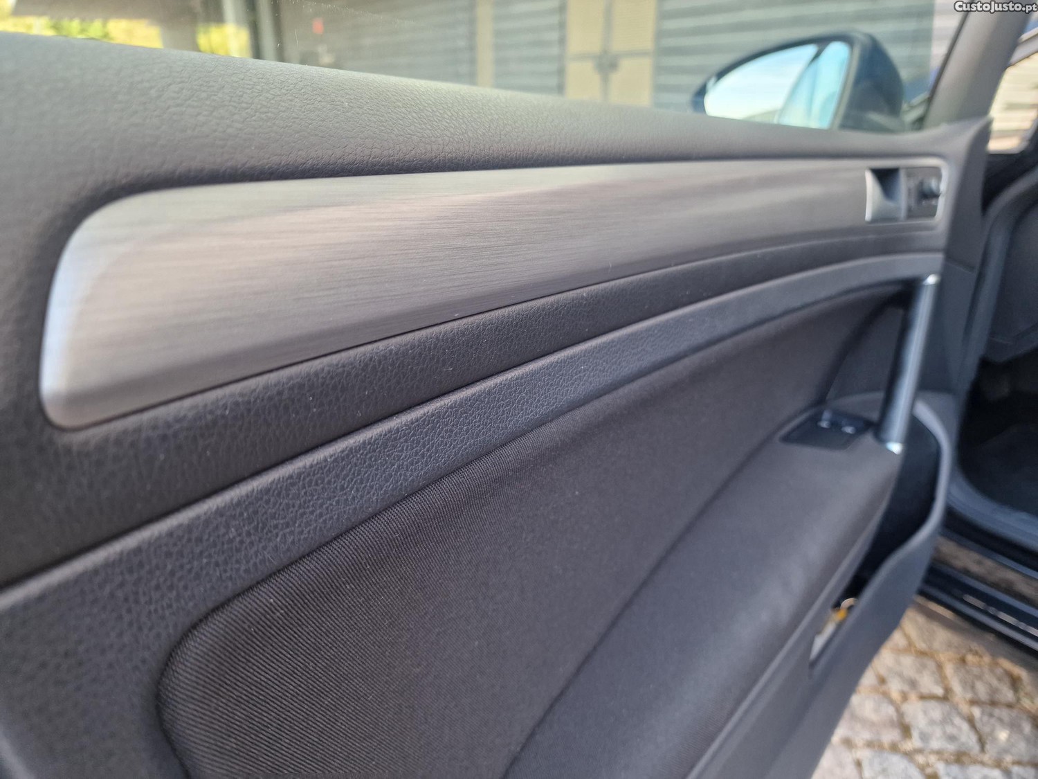 Volkswagen Golf 1.6 Tdi DSG — fotografia 10