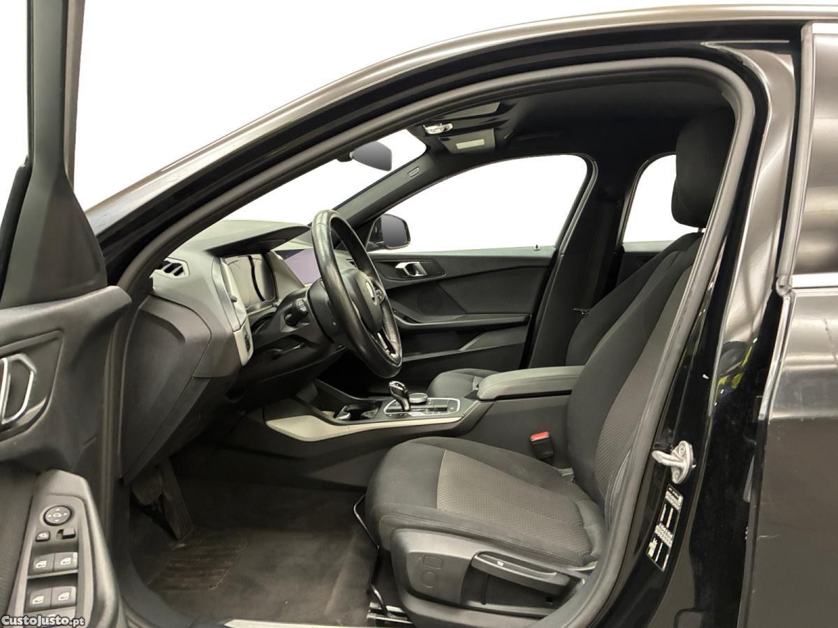 BMW 116 d Business Design - 21 — photo 3