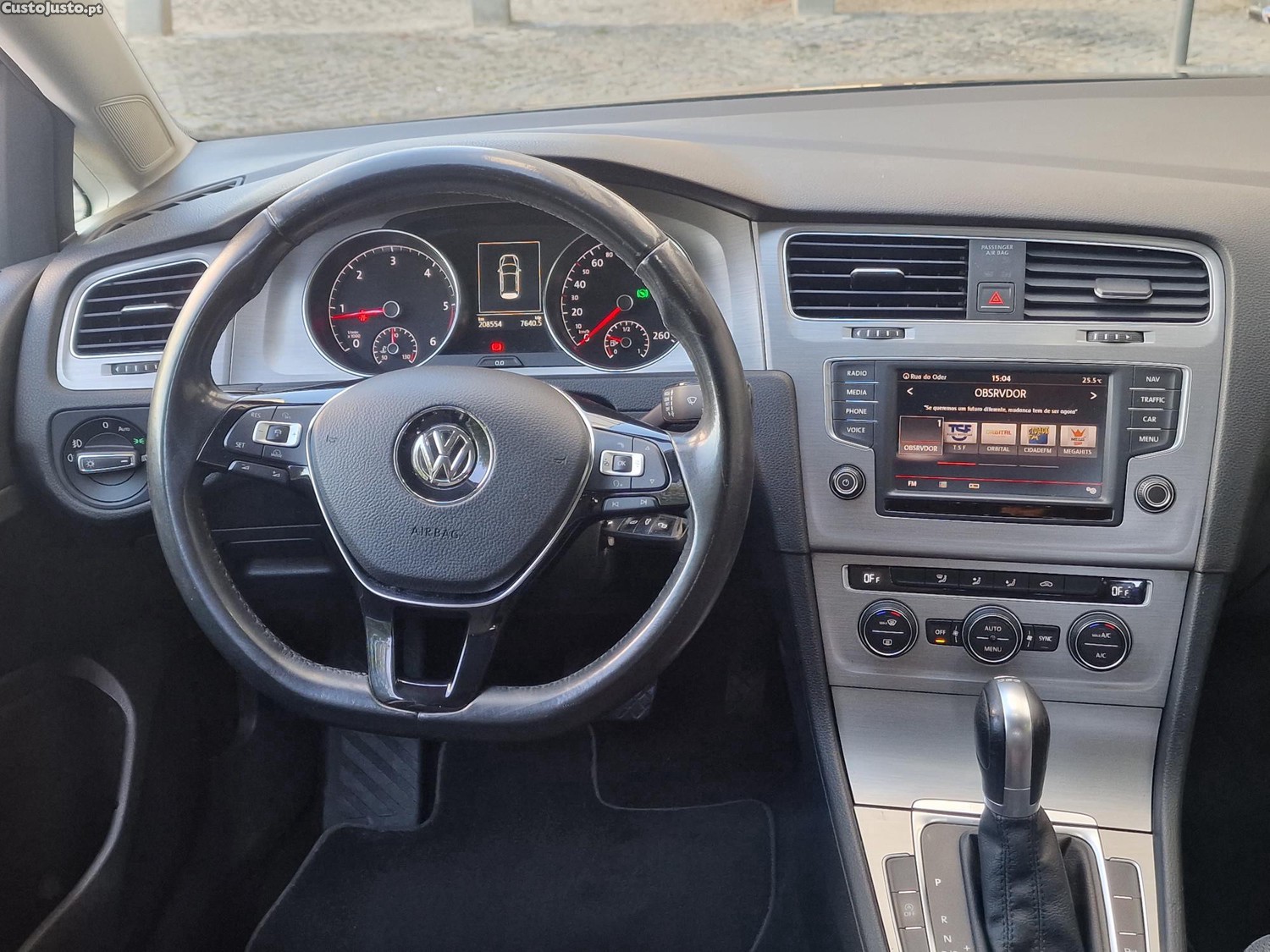 Volkswagen Golf 1.6 Tdi DSG — fotografia 8
