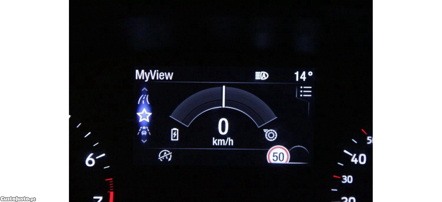 Ford Focus 1.0 EcoBoost MHEV ST-Line — fotografia 20