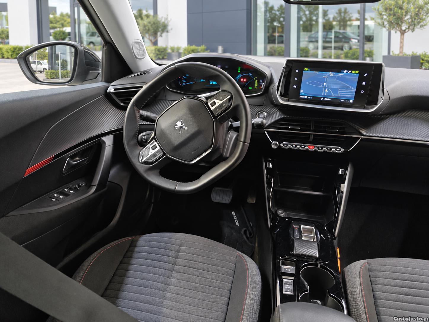 Peugeot e-2008 Active com iva - 22 — photo 5
