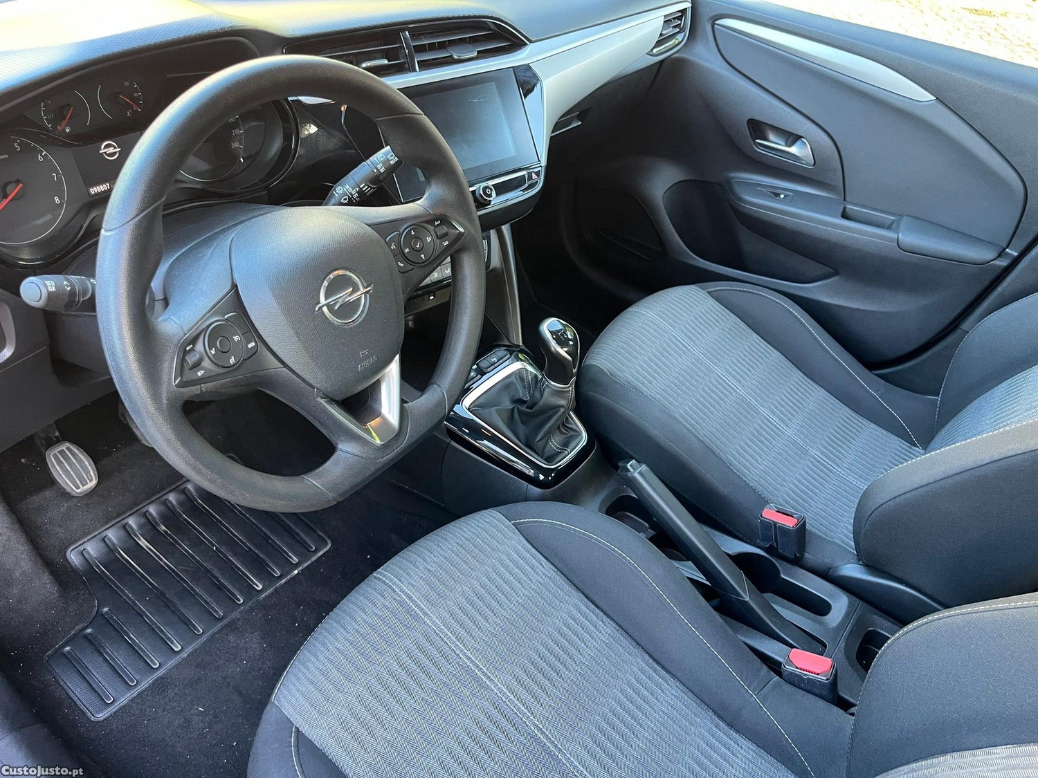 Opel Corsa 1.2 Edition — fotografia 2