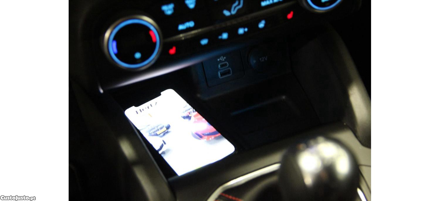 Ford Focus 1.0 EcoBoost 125cv MHEV ST-Line — fotografia 14
