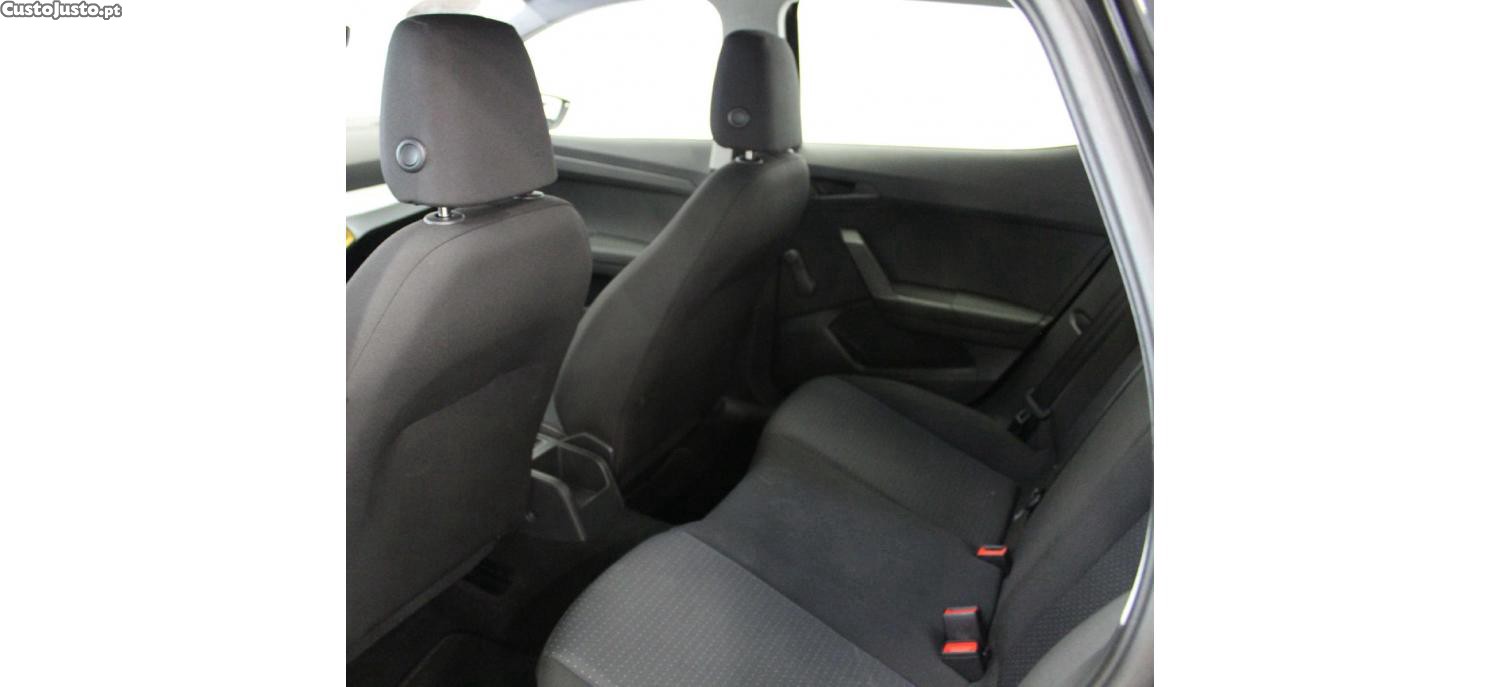 SEAT Ibiza 1.0 TSI Style 110cv DSG — fotografia 2