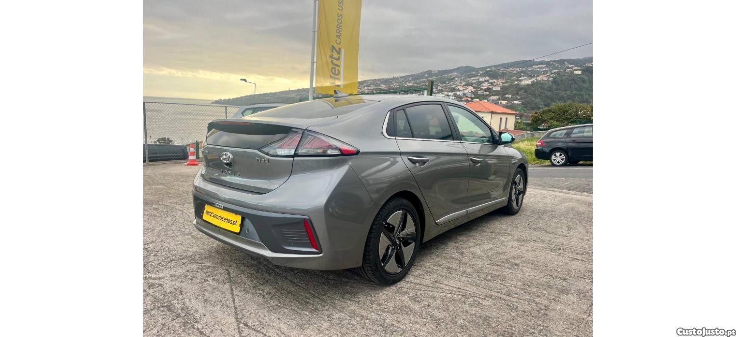 Hyundai IONIQ Hev 1.6 141cv Auto — fotografia 15