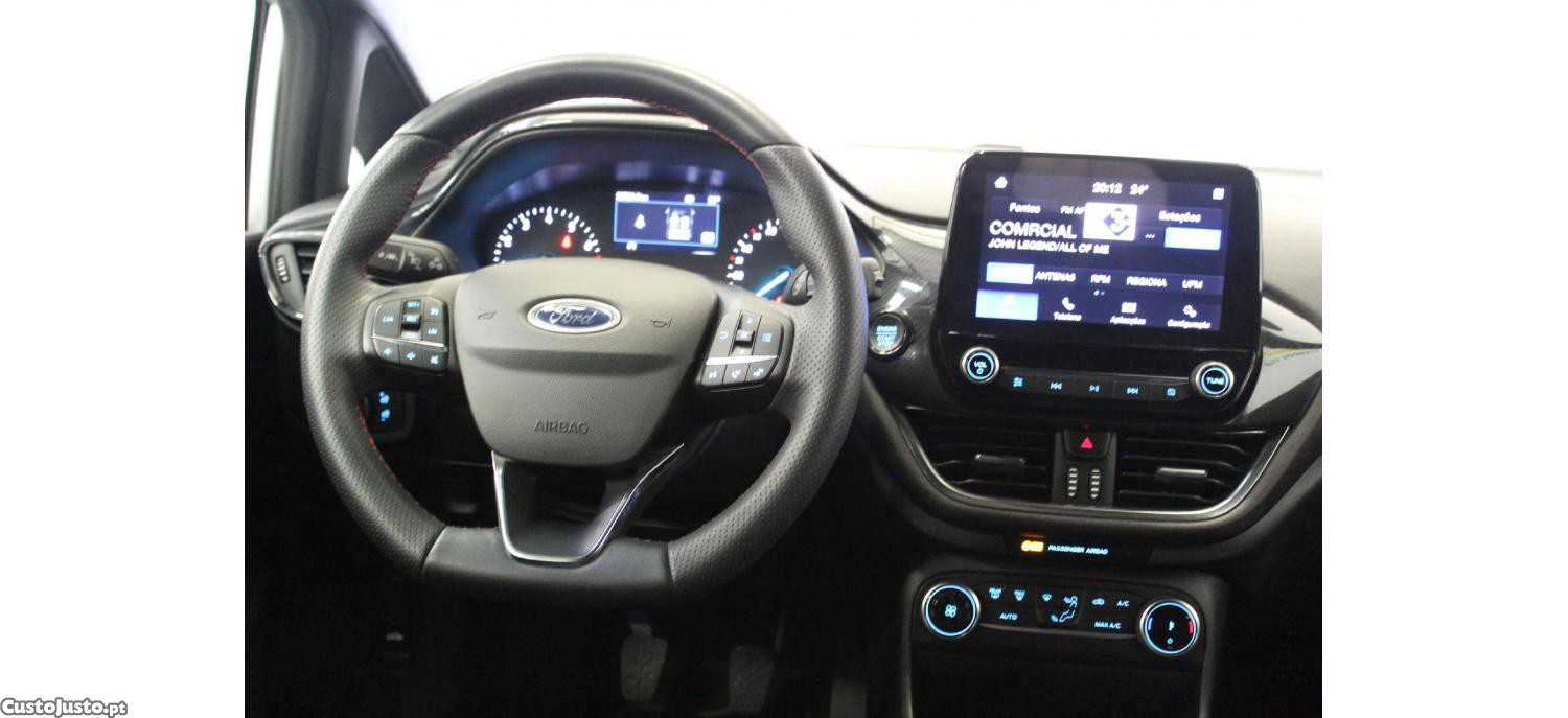 Ford Fiesta 1.0 EcoBoost ST-Line — fotografia 13