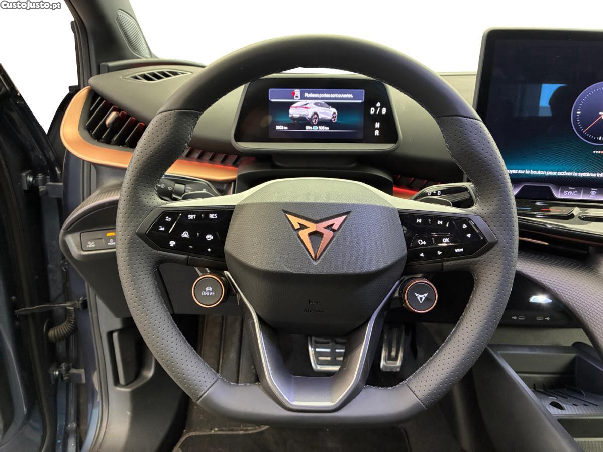 CUPRA  77 kWh V - 25 — photo 5