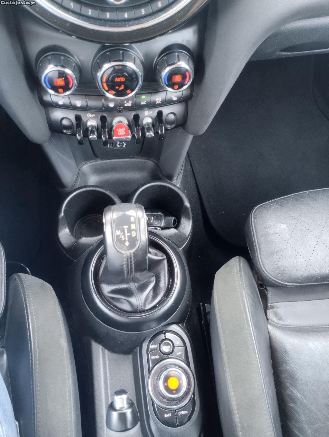 MINI Cooper D Caixa Automatica - Diesel - 5 Portas - C/ GPS - C/ Garantia — fotografia 5
