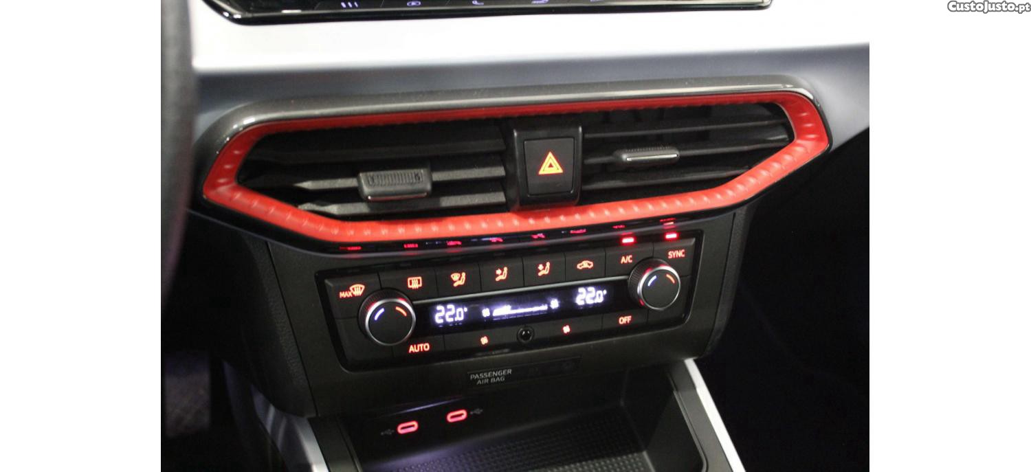 SEAT Arona 1.0 TSI FR 110cv — fotografia 6
