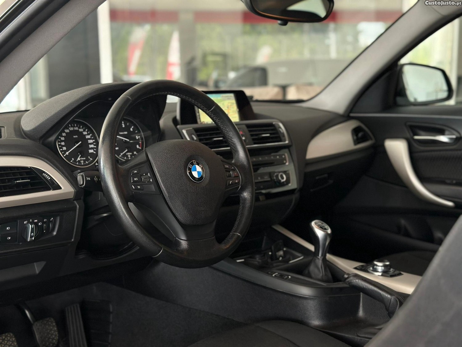 BMW 116 d EfficientDynamics Line Urban — fotografia 11