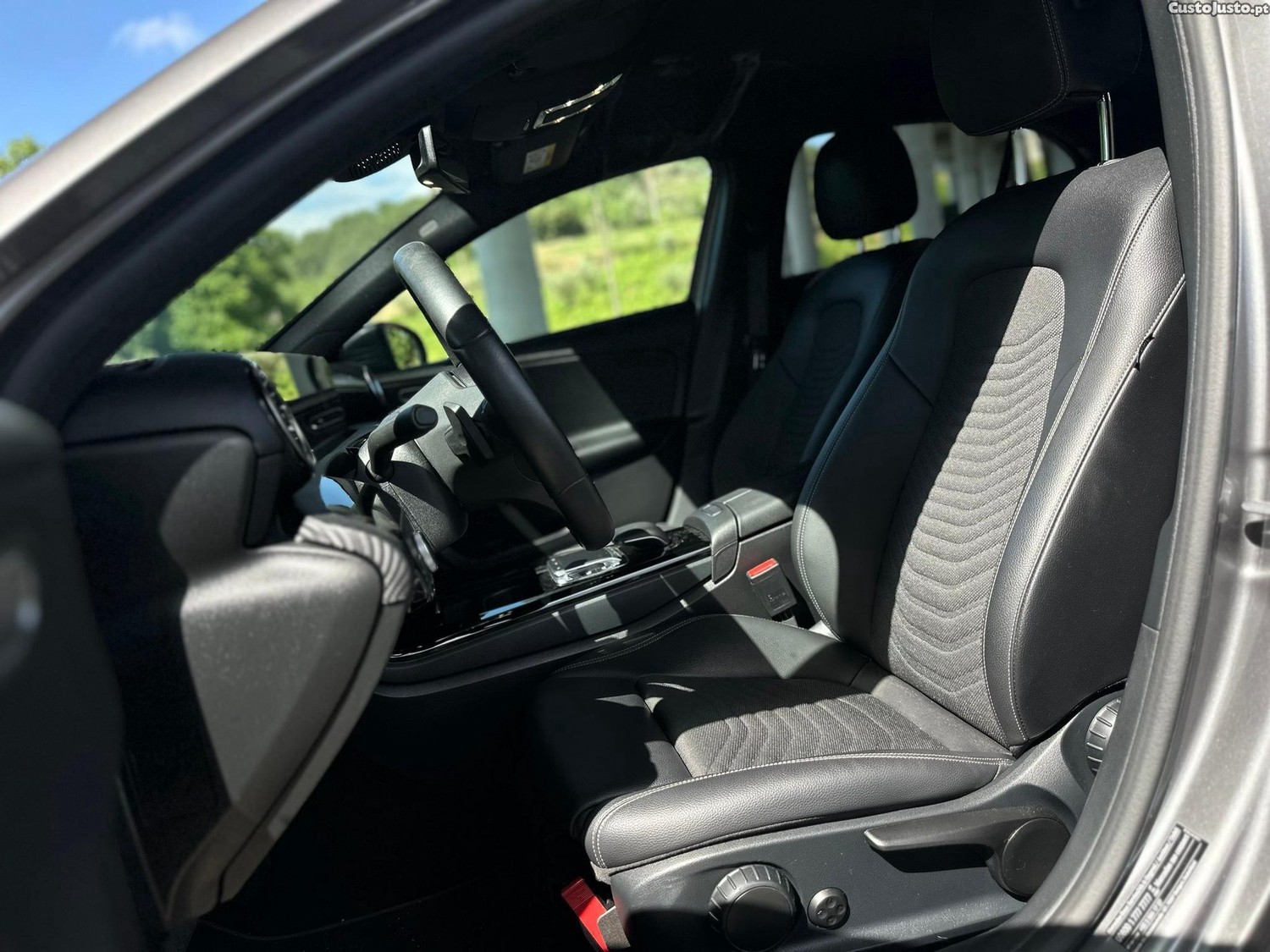 Mercedes-Benz A 180 d Style Plus Aut. — fotografia 14
