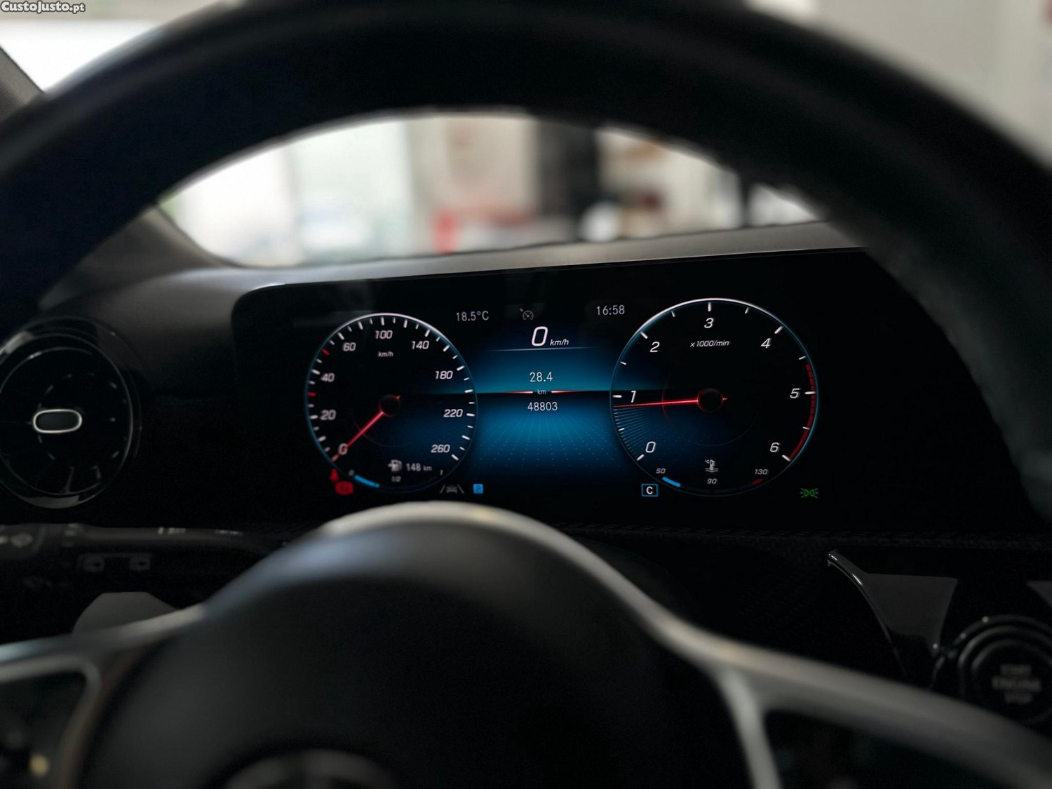 Mercedes-Benz A 180 d Style Plus — fotografia 4
