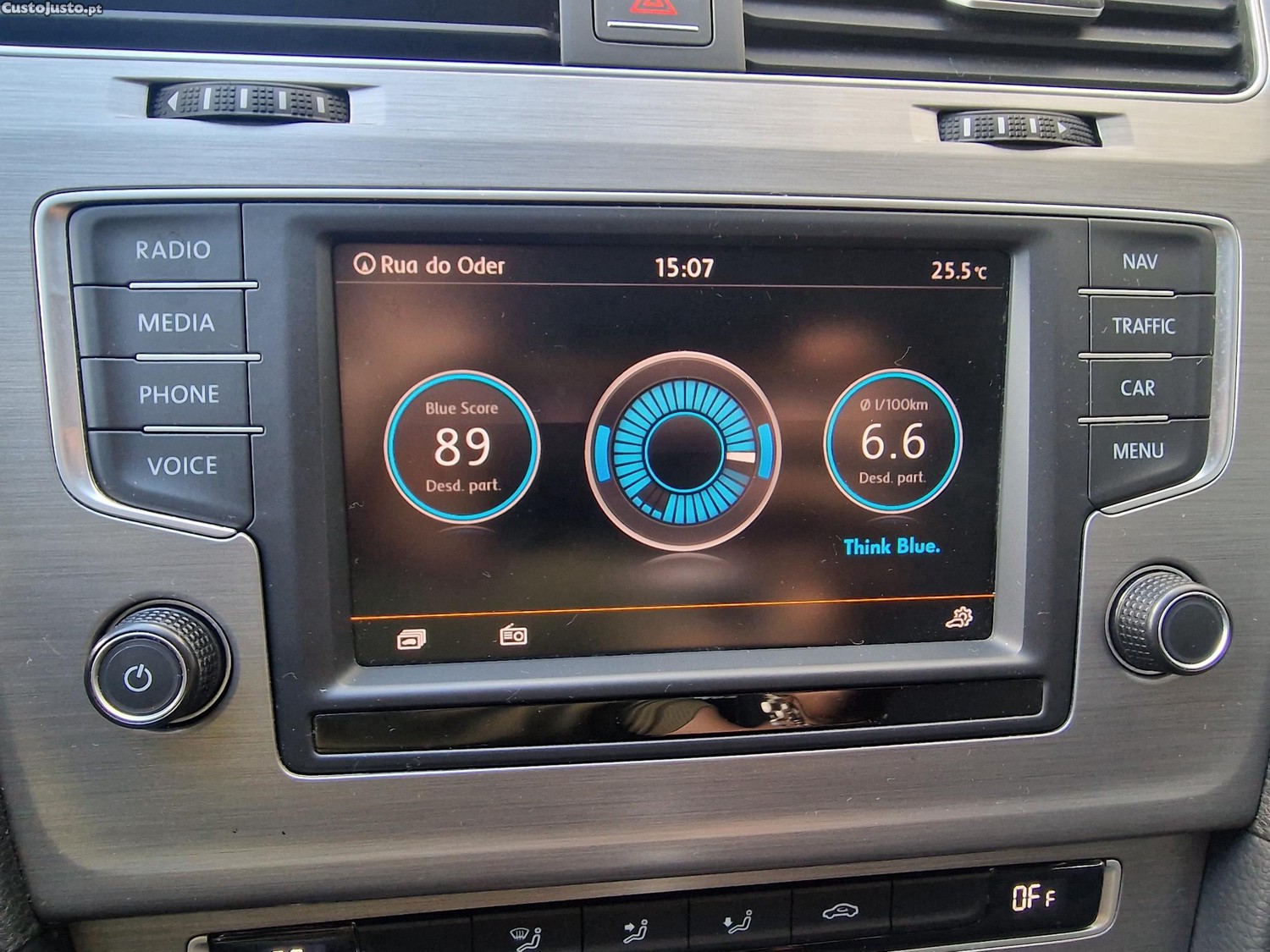 Volkswagen Golf 1.6 Tdi DSG — fotografia 6
